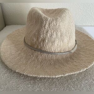 Packable Hat Woven Cotton Blend Ivory Cream NWOT new!